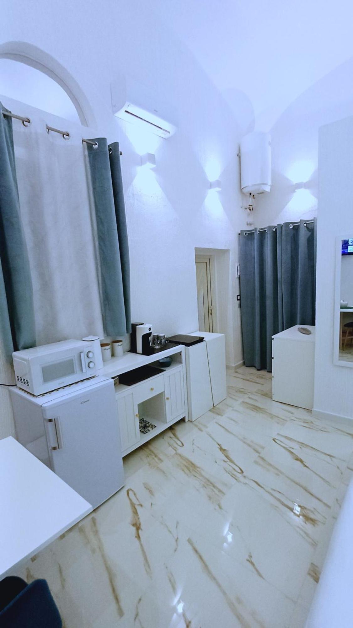 Elegance Room 03 บารี ภายนอก รูปภาพ